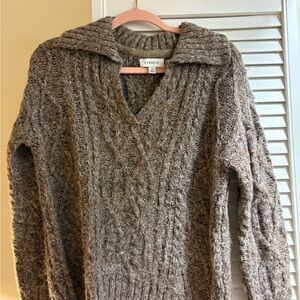 Evereve Women's Brown Cable Knit Sweater